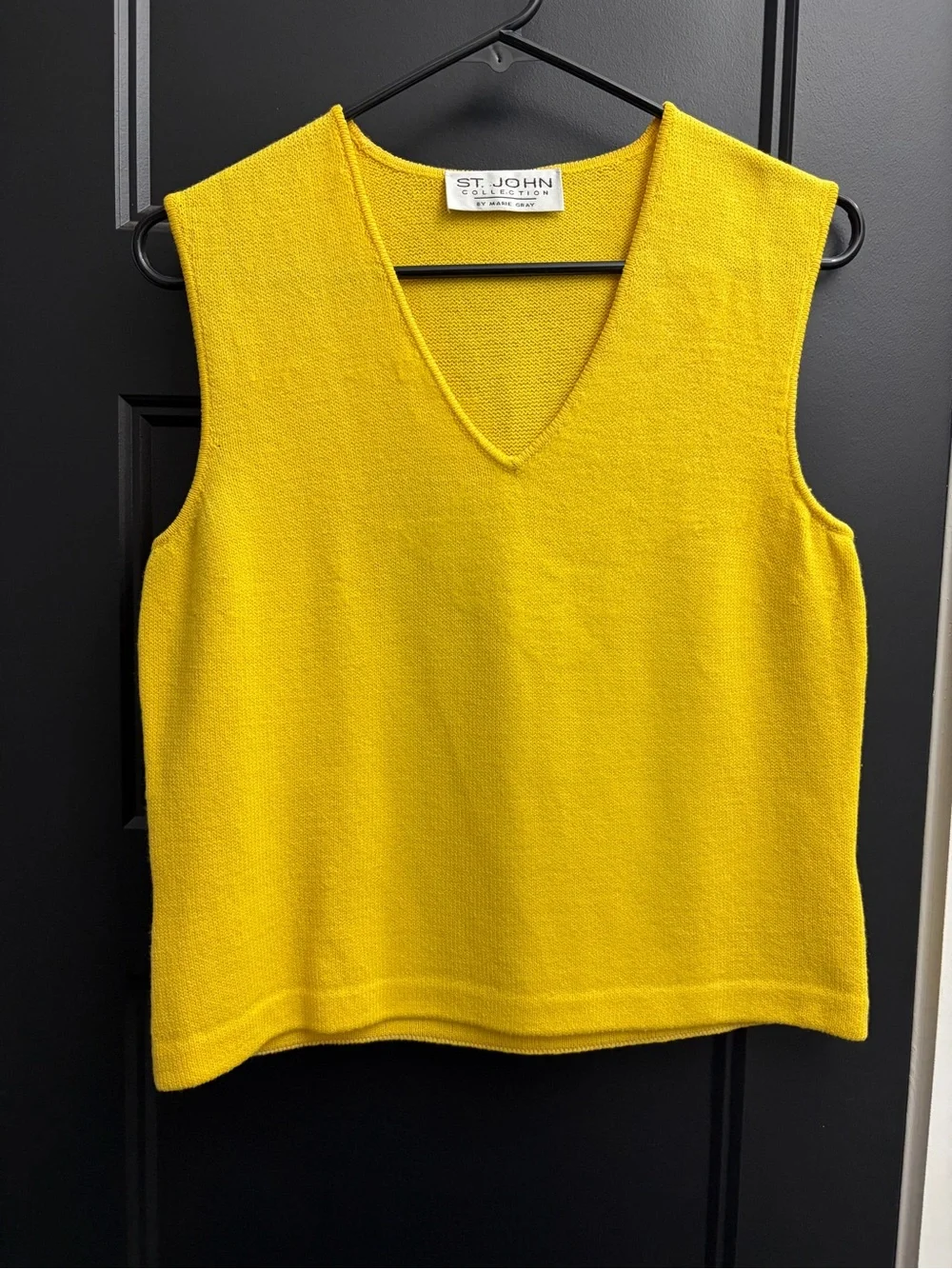 St. John Bright Yellow V-Neck Knit Tank - Picture 1 of 3